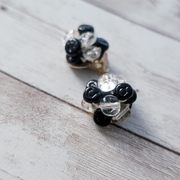 Vintage Clip On Earrings 0.75" Black & Clear Cluster - Picture 3 of 5